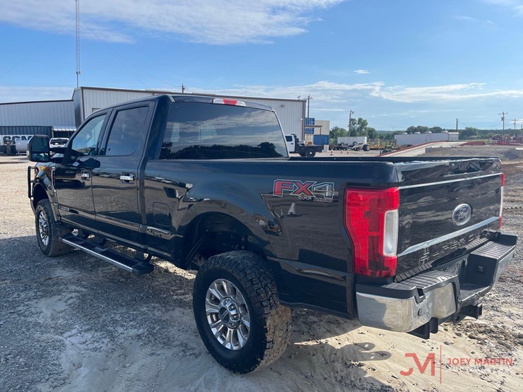2019-ford-f250-xlt-image-4