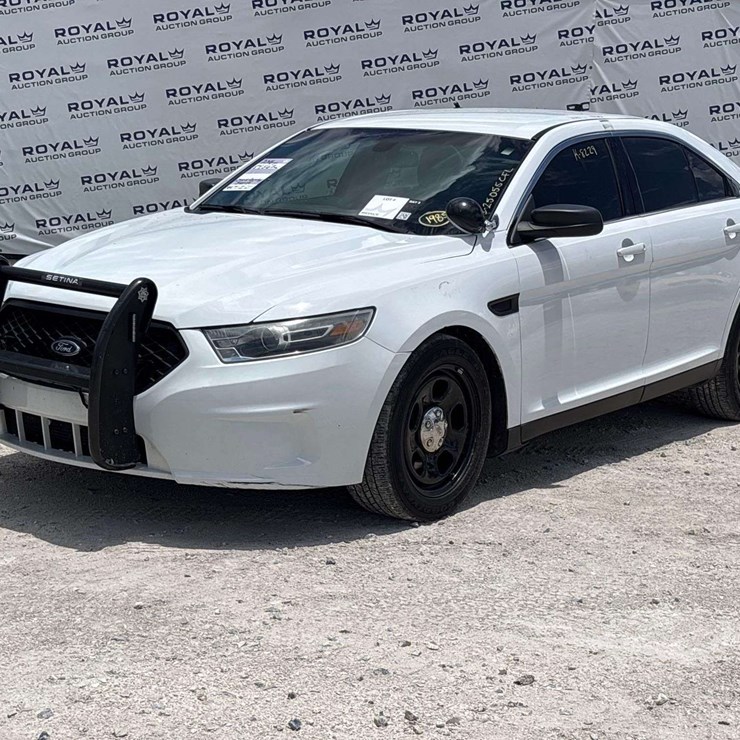 2016 Ford Taurus Sedan
