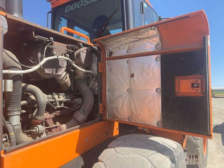 2021-doosan-dl220-5-image-55