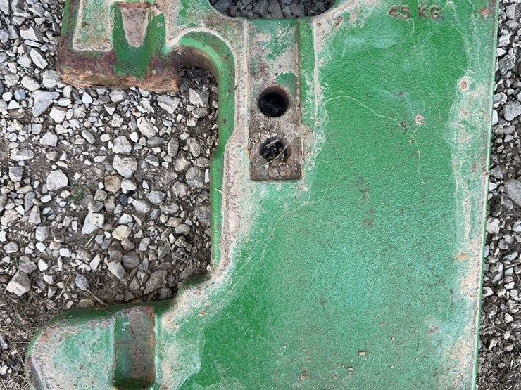 john-deere-r51680-weight---45-kg-image-1