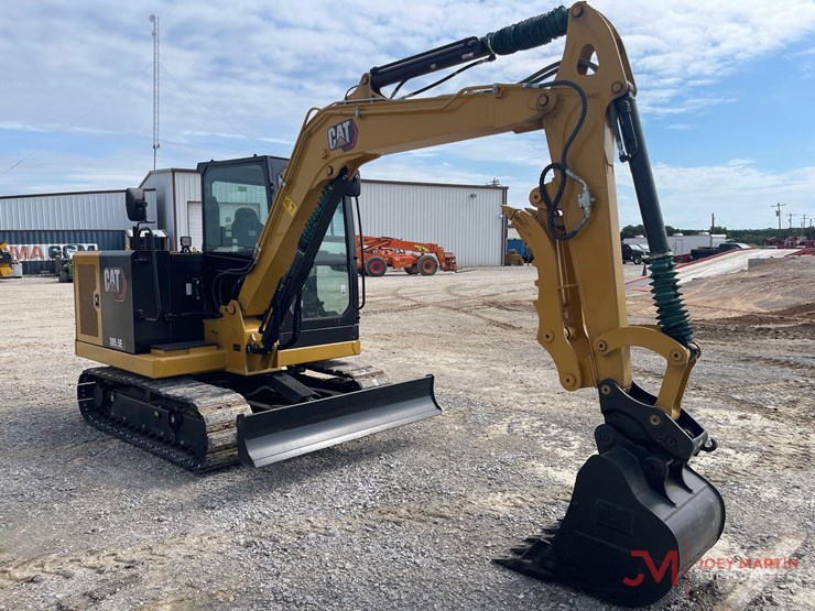 caterpillar-305.5e2-image-5