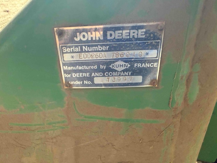 john-deere-260-image-2