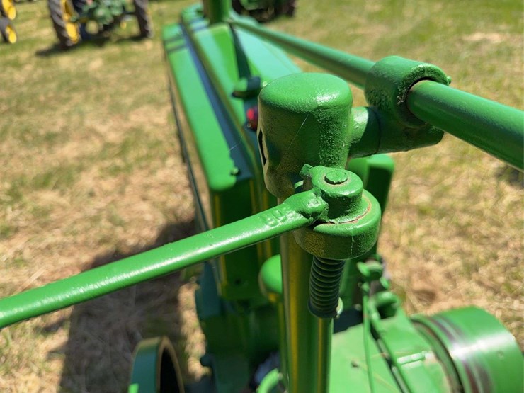 john-deere-b-image-42