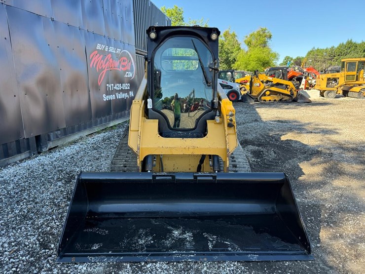 2023-caterpillar-259d3-image-7
