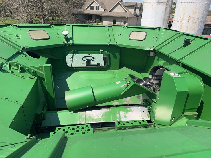 2006-john-deere-9660-sts-image-81