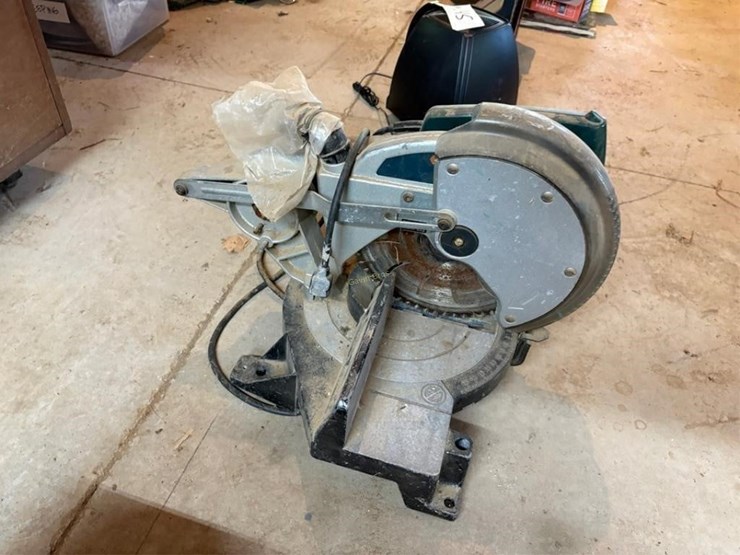 compound-miter-saw-image-1