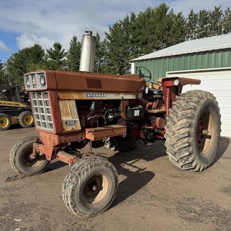 INTERNATIONAL 966