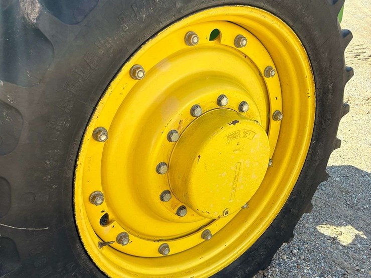 2011-john-deere-7260r-image-31
