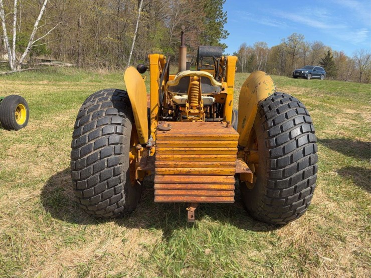 john-deere-400-image-4