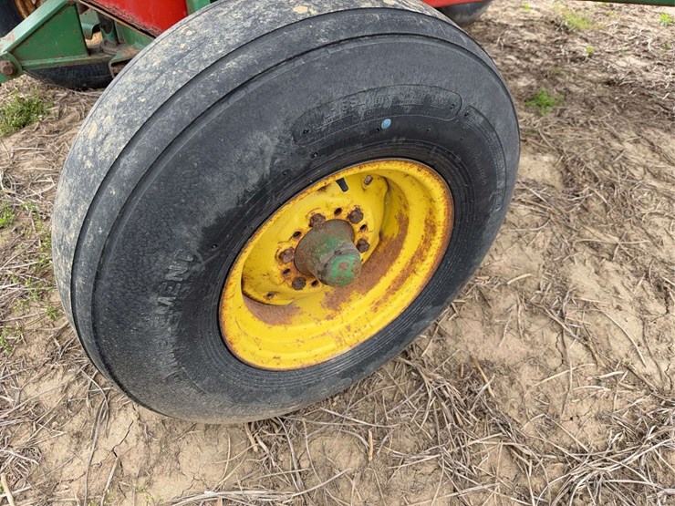john-deere-1065a-image-5