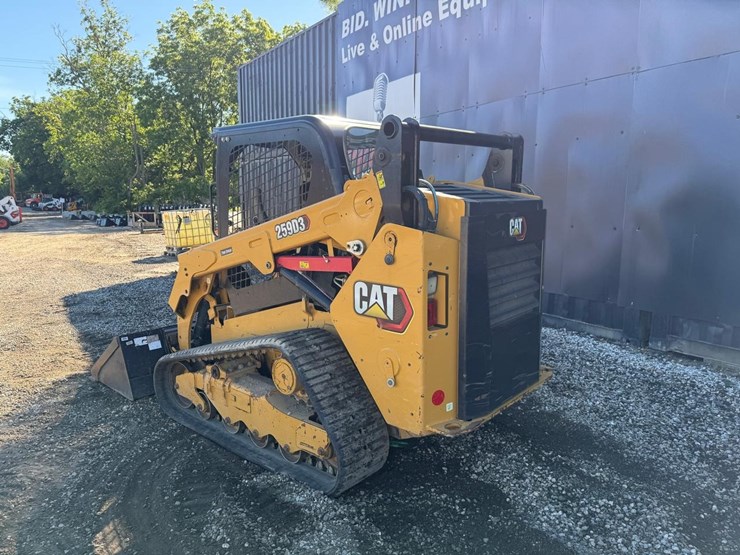 2021-caterpillar-259d3-image-2