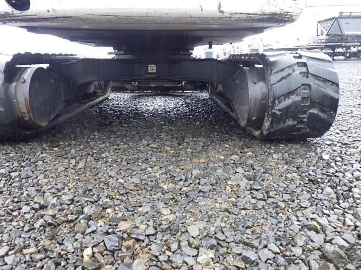 2008-bobcat-335g-image-33