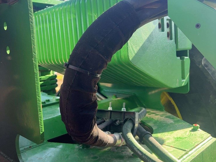 2014-john-deere-9510r-image-31