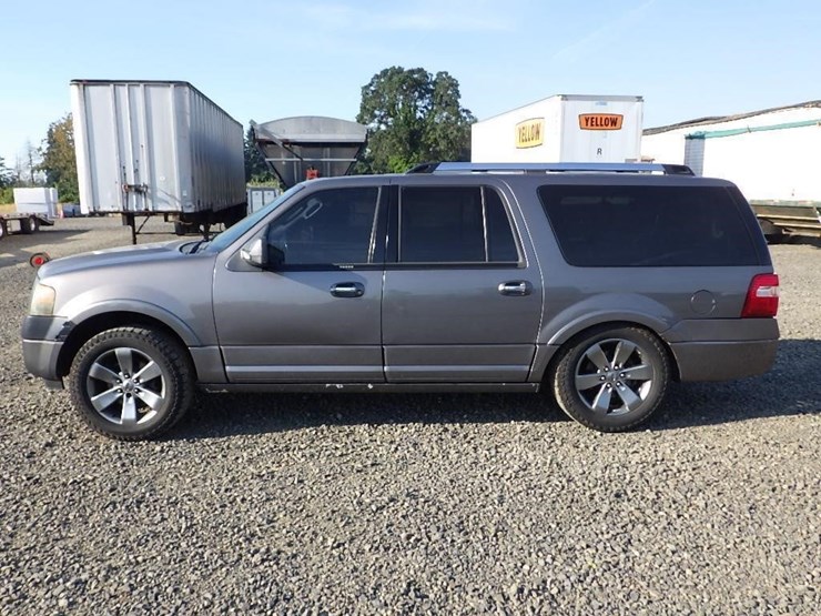 2010-ford-expedition-image-8