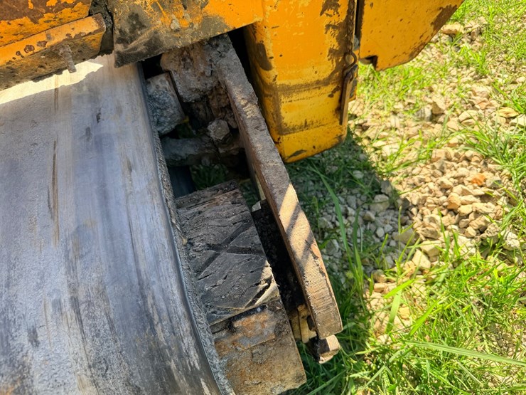 2000-john-deere-6-image-25