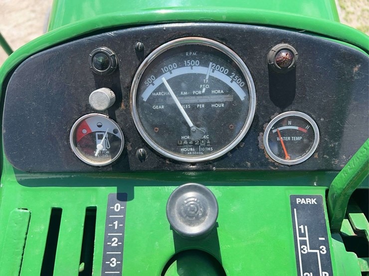 john-deere-4010-image-74
