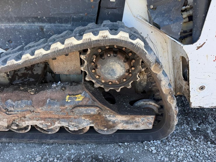 2022-bobcat-t62-image-19