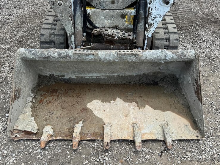2022-bobcat-t550-image-10