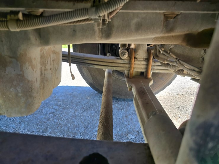 2018-western-star-4700-image-43