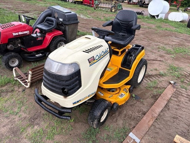 cub-cadet-gt2542-image-1