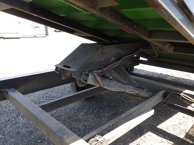 2024-axle-dump-trailer-image-12