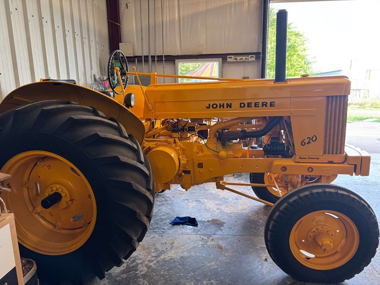 1957-john-deere-620-image-8