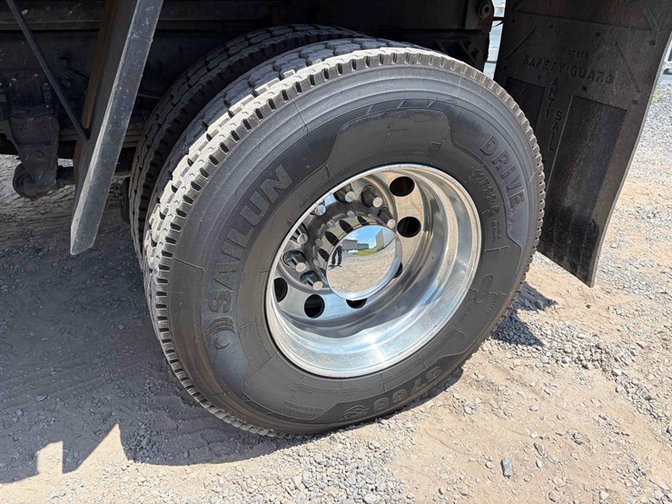 2017-ford-f750-image-8