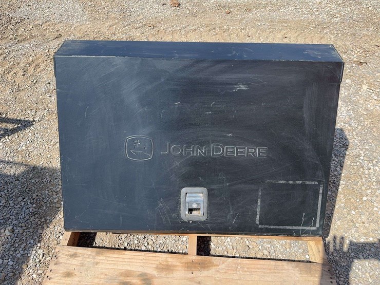 36”-john-deere-toolbox-w/-full-set-of-hand-tools---ac-3617tb-b-image-1