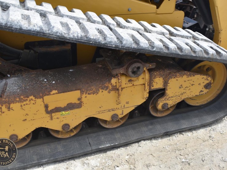 2009-caterpillar-279c-image-32