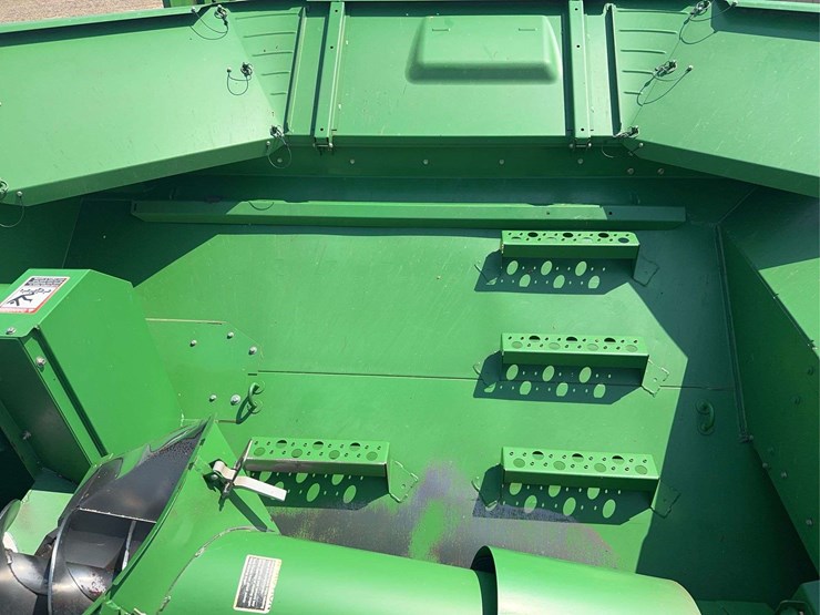 2006-john-deere-9660-sts-image-87