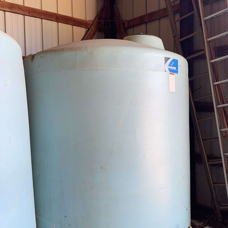 2500-Gal Ace Roto-Mold Tank with 2” Bung