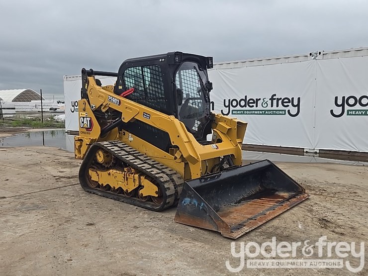 2023-caterpillar-259d3-image-7