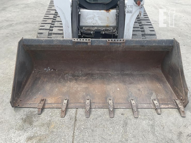 2016-bobcat-t750-image-11