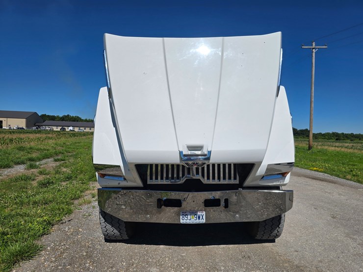 2018-western-star-4700-image-27