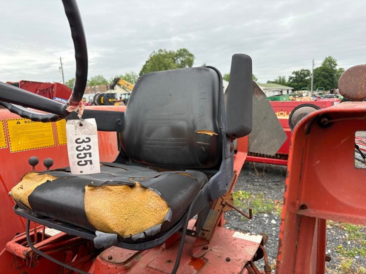 allis-chalmers-185-2wd-tractor-image-14