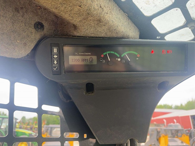 deere-318g-image-20
