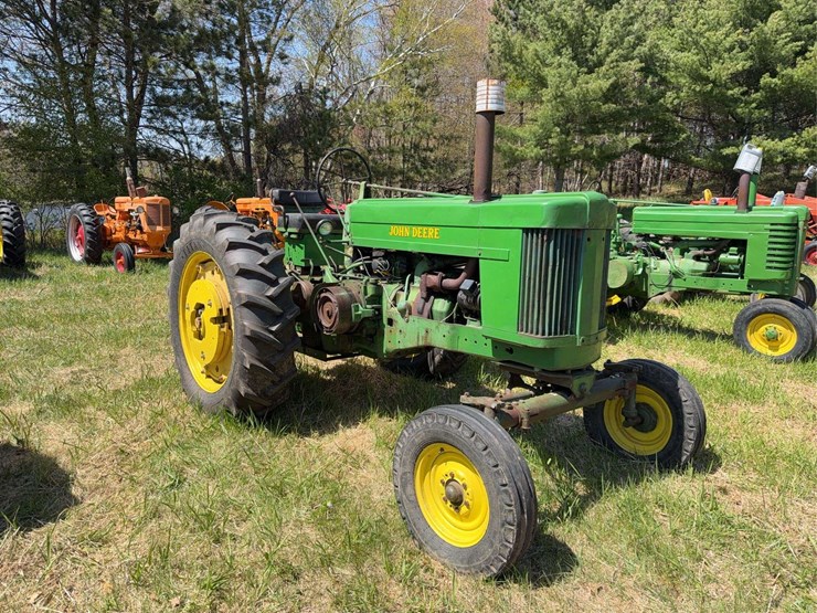 john-deere-70-image-1