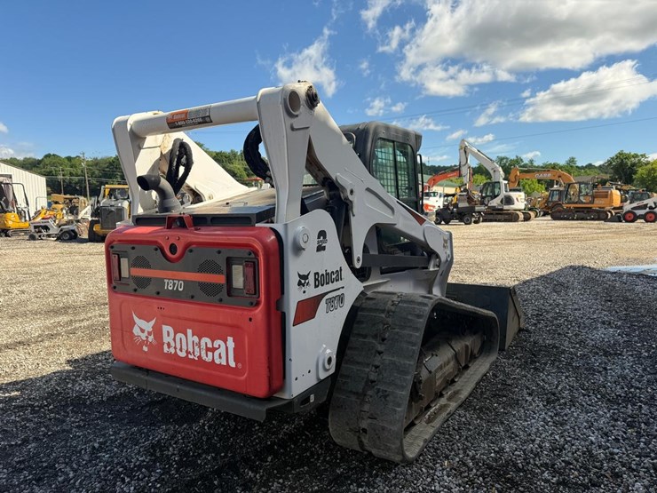 2021-bobcat-t870-image-4