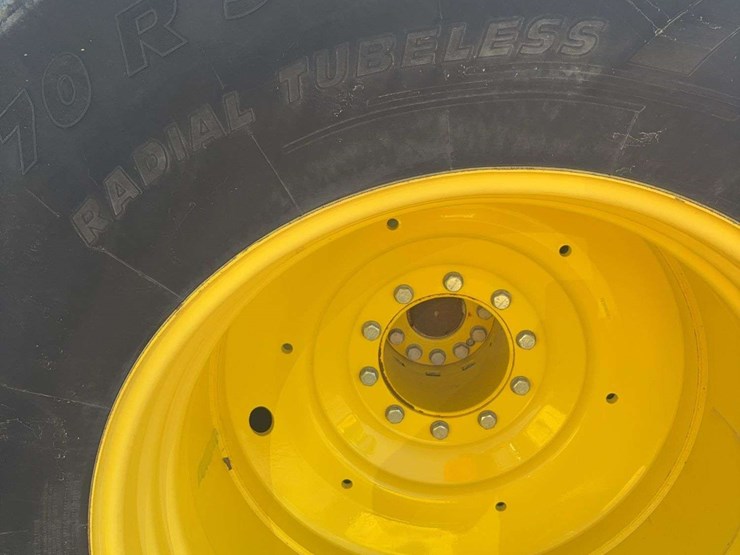 2014-john-deere-9510r-image-34