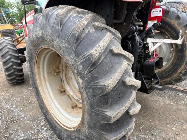 2008-massey-ferguson-5465-image-9