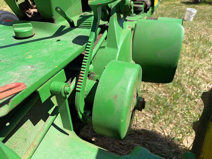 john-deere-630-image-38