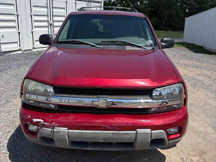 2003-chevrolet-trailblazer-lt-image-2
