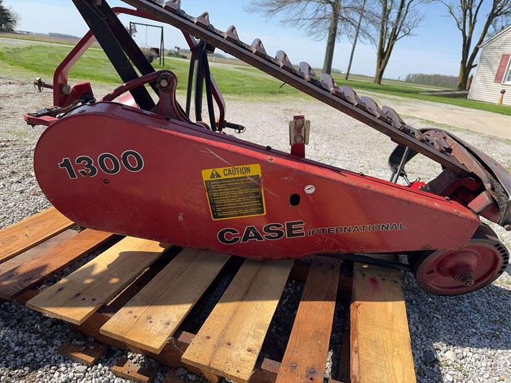 case-ih-1300-image-2