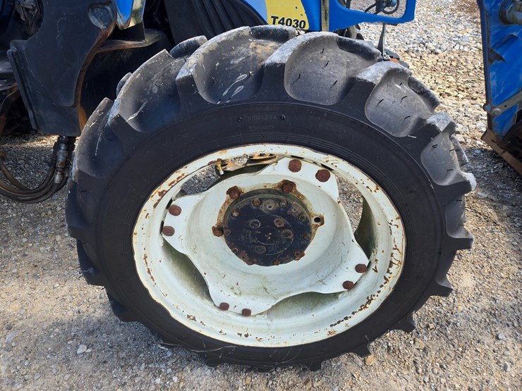 new-holland-t4030-image-43