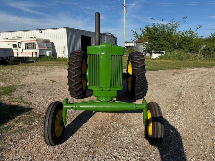 1955-john-deere-70-image-3