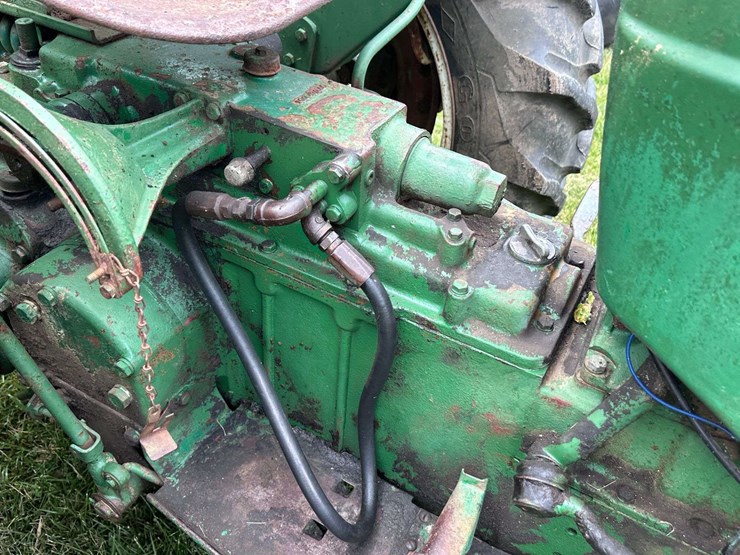 1958-oliver-550-image-27