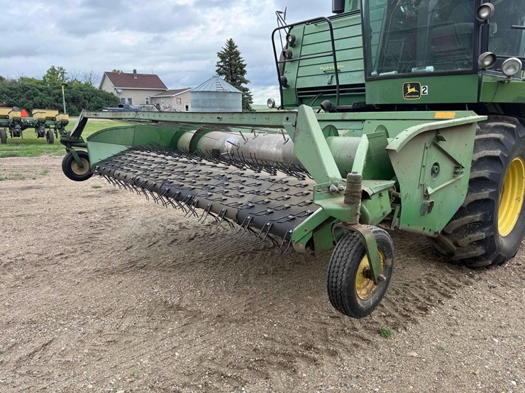 john-deere-212-image-2