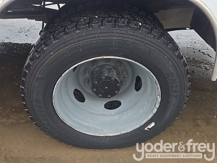 2013-ford-f450-image-10