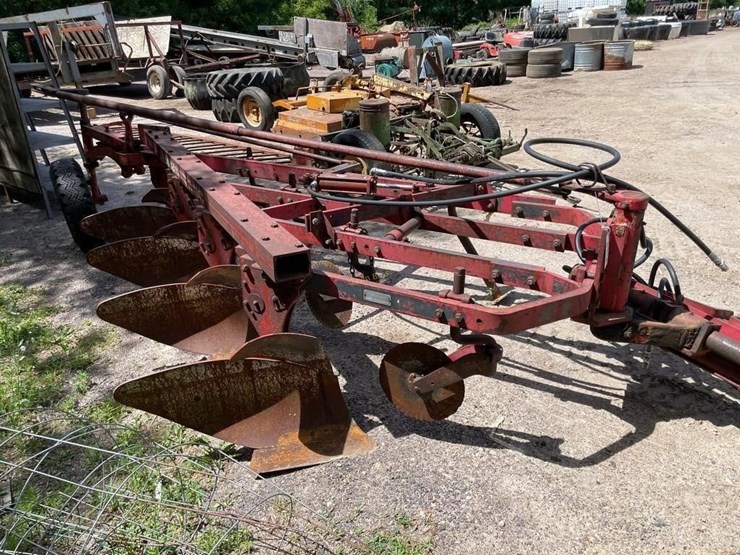massey-ferguson-86-image-1