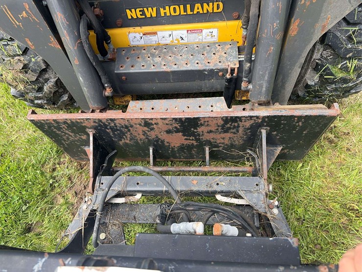 snow-dogg-xp810-skid-steer-snow-plow---10’-image-5